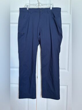 Orvis Tech Pants Men’s 38x32 Navy Stretch Water Repellent Hiking Travel